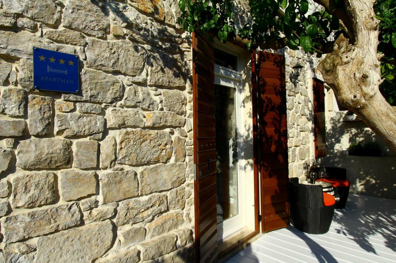 Apartmán Old House Sveti Filip i Jakov Exteriér fotografie